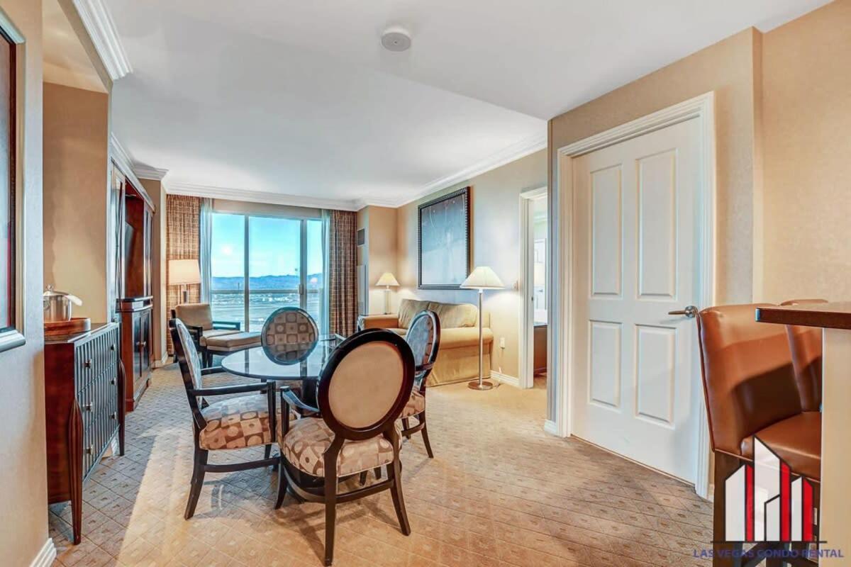 Casa de férias Mgm Signature-28-814 1br 2ba F1 Pits View Balcony *
