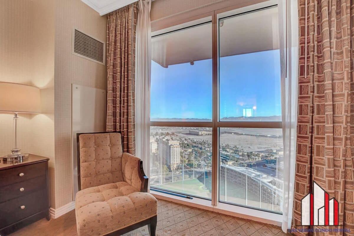 Mgm Signature-28-814 1br 2ba F1 Pits View Balcony